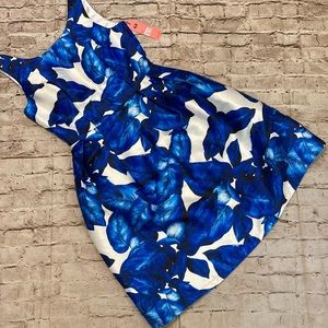 NWT Chi Chi  sleeveless Cocktail dress Size 10